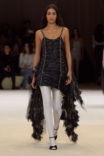 Look 39